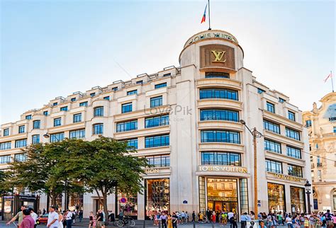 flagship store louis vuitton|original louis vuitton store paris.